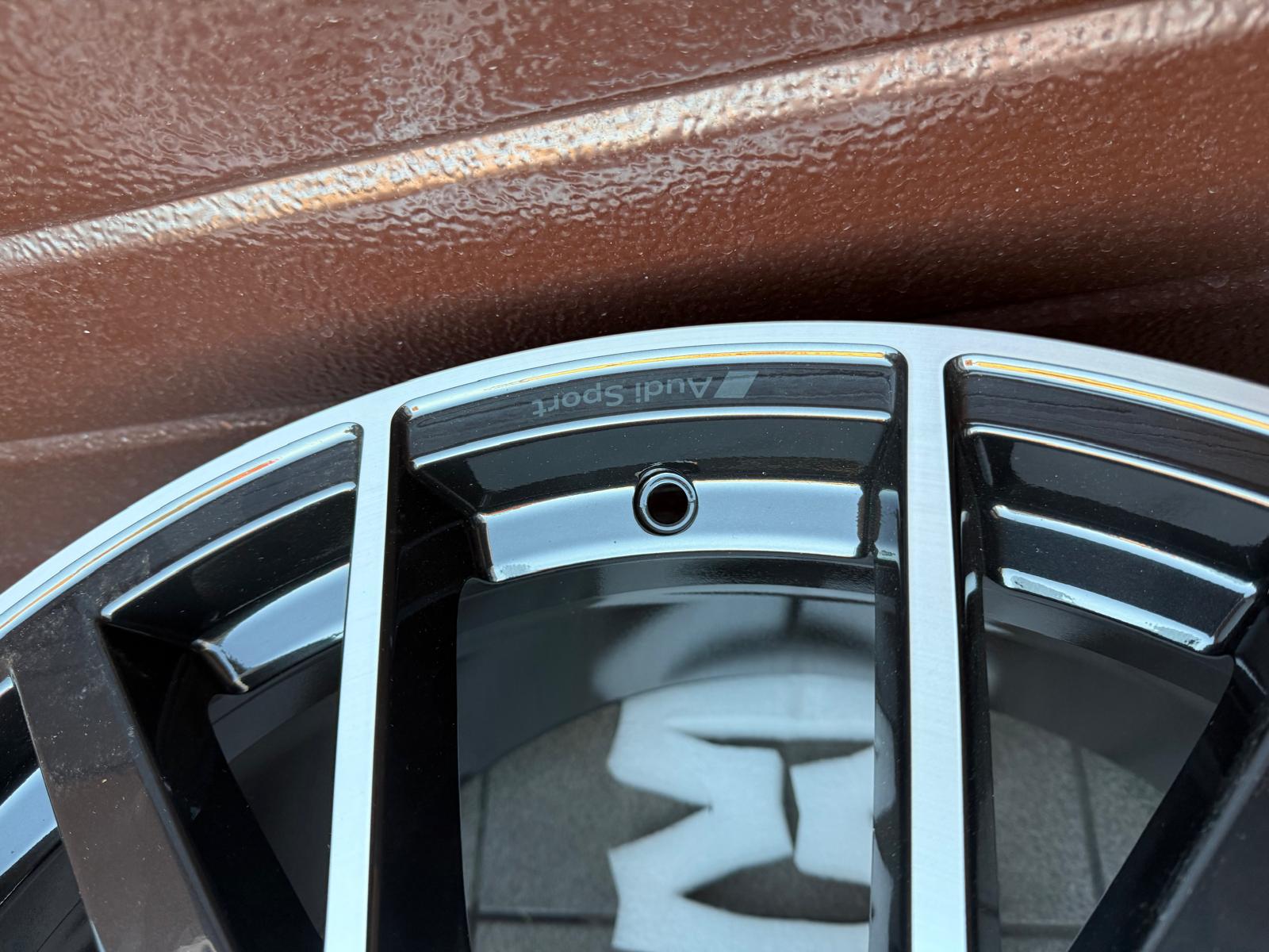 Original Q8 SQ8 RSQ8 Audi Sport Wheels R22 - Image 3