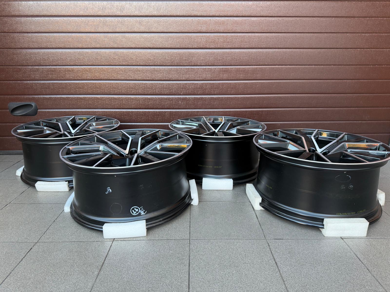 Original Q8 SQ8 RSQ8 Audi Sport Wheels R22 - Image 4