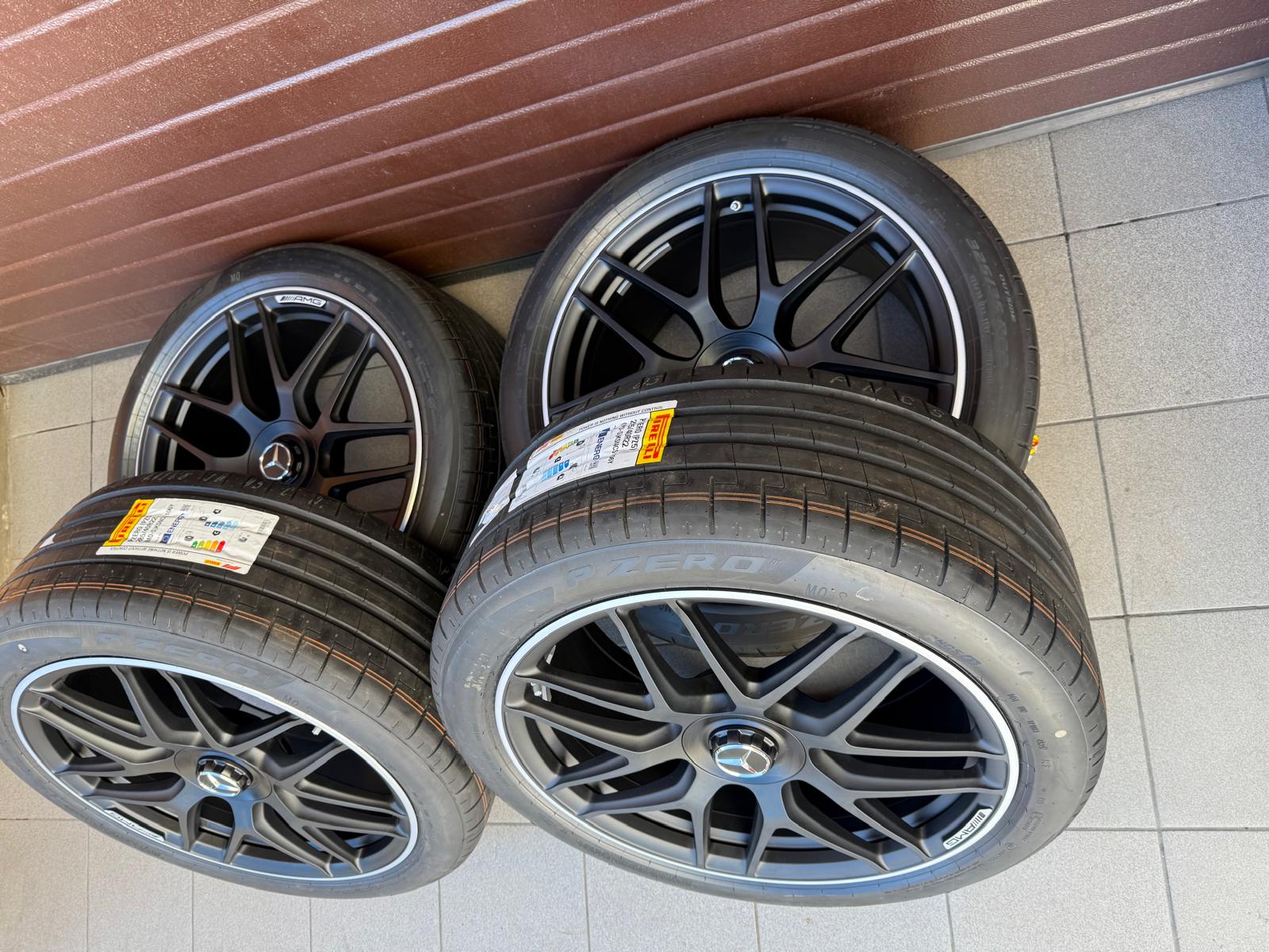 Original AMG 63 GLE / GLE Coupe W167, Wheels with pressure sensors, Tires Pirelli P-Zero r22 - Image 2