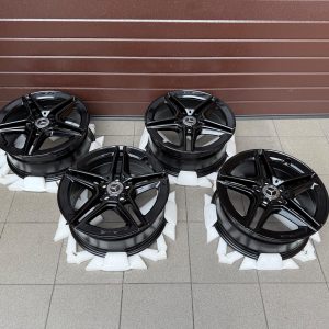 Original AMG 5-twin-spoke A177 Wheels r18