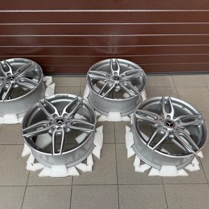 Original A176 AMG 5 double spoke wheels r18