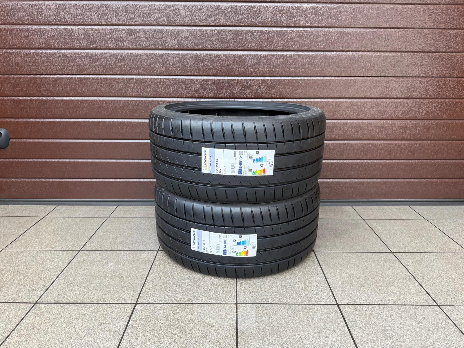 225/40r19 Front 255/35r19 Rear Michelin Pilot Sport 4 S XL (*) - Image 4