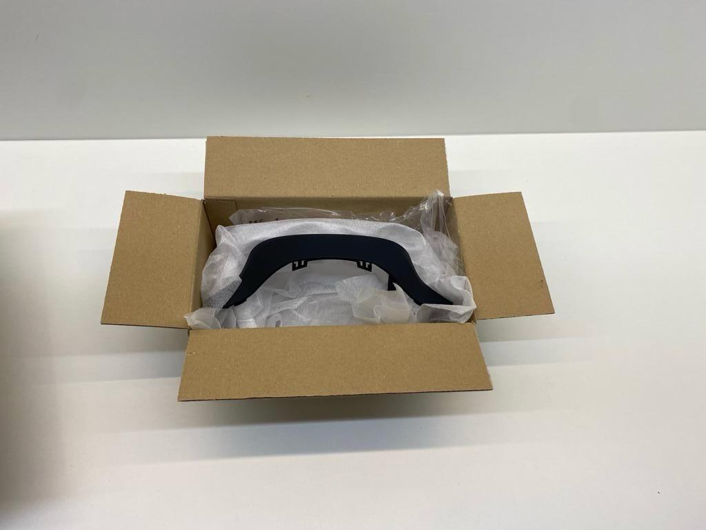 Original G01 G02 G05 G06 G07 G09 G11 G14 G15 G16 G20 G21 G22 G30 G31 G42 G80 G82 F90 F91 F92 F93 M Steering Wheel Cover