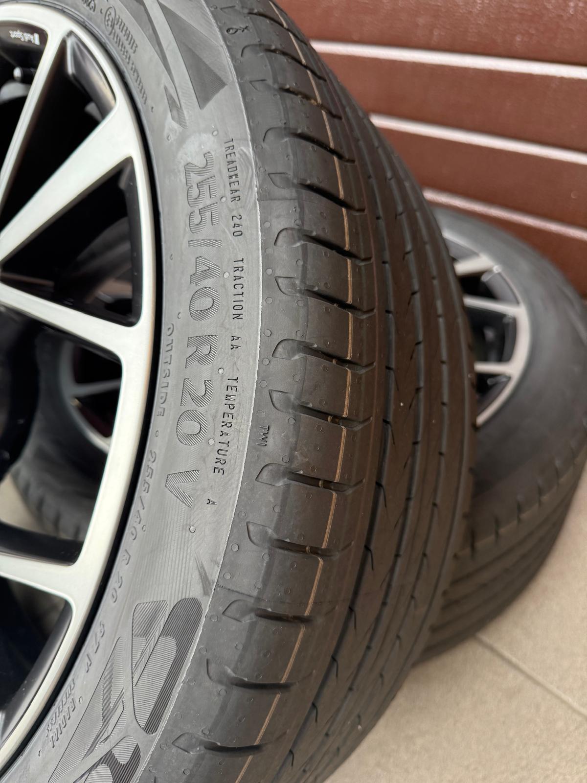 Original Q3 RSQ3 Q3 Sportback Wheels with Continental tires rR20 - Image 5