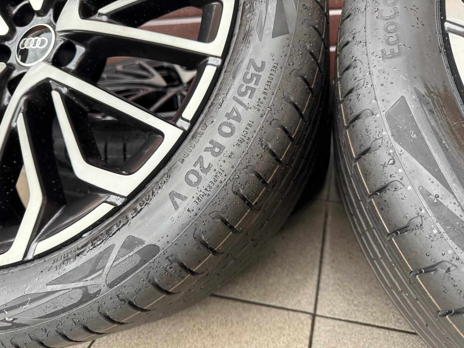 Original Q3 RSQ3 Q3 Sportback Wheels with Continental tires rR20 - Image 5